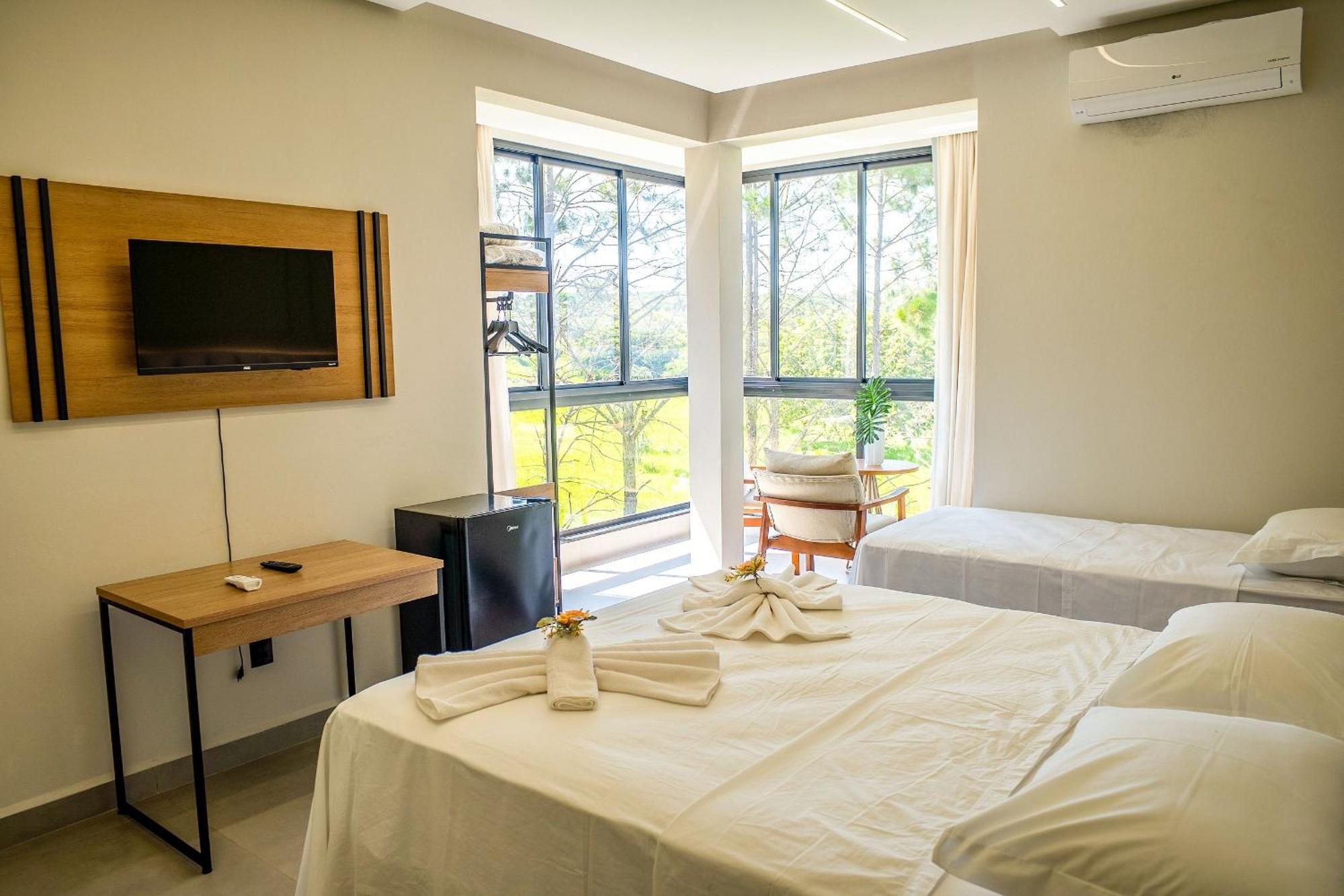 Pousada Com Piscina, Jacuzzi E Com Vista Em Capitolio - Casa Decore ภายนอก รูปภาพ