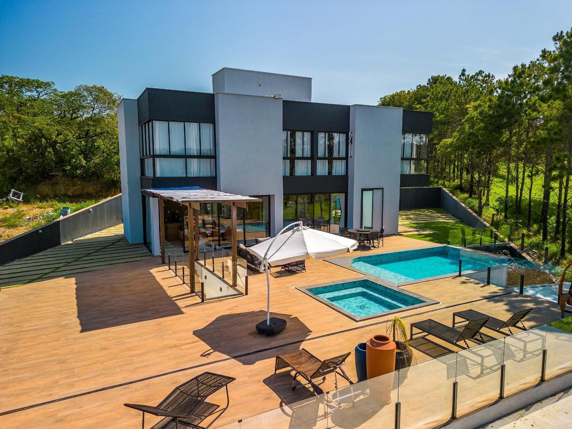 Pousada Com Piscina, Jacuzzi E Com Vista Em Capitolio - Casa Decore ภายนอก รูปภาพ